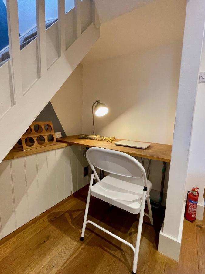 Stylish 2-Bedroom Townhouse Next To Brighton Station Zewnętrze zdjęcie